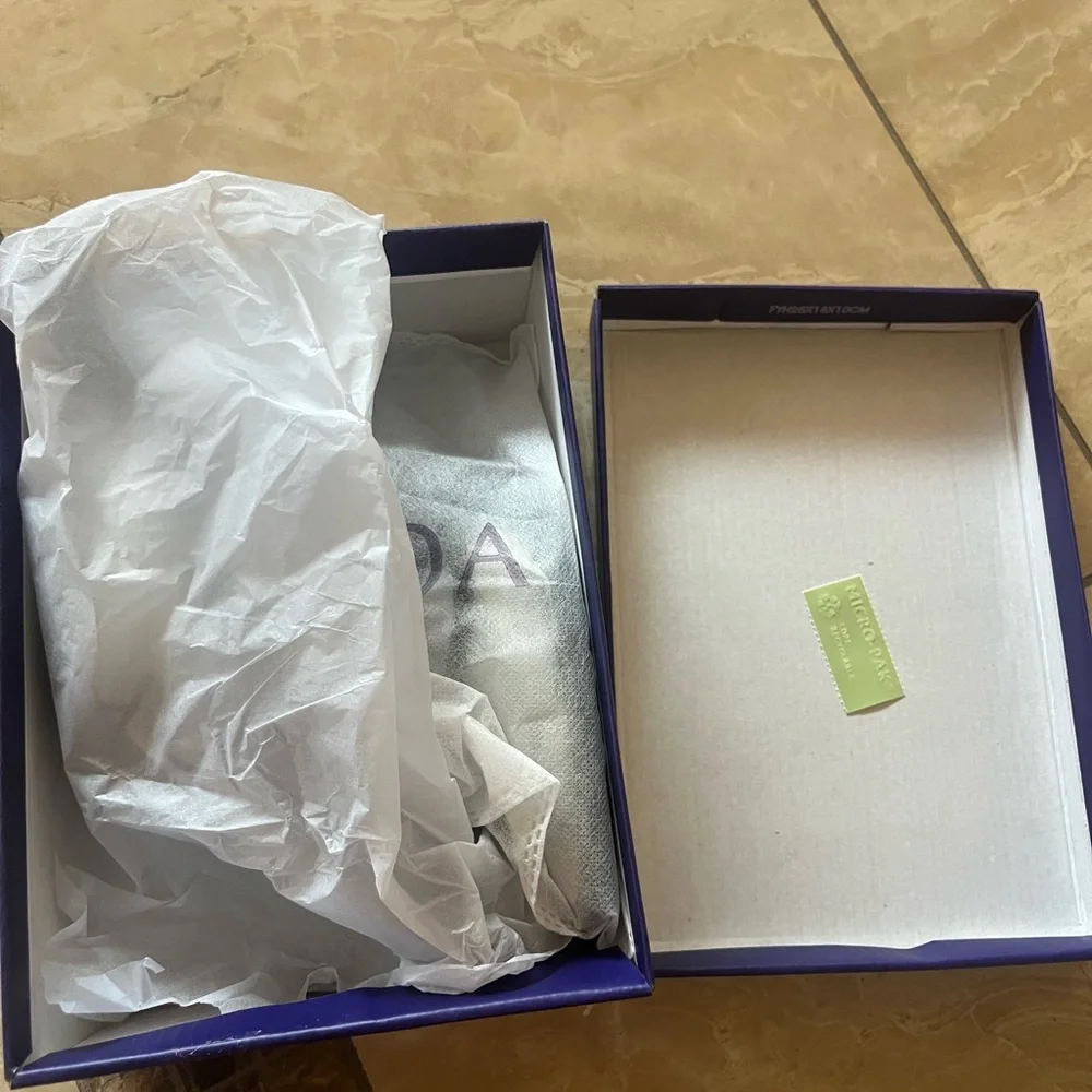 Black Heels - Picture 13 of 13